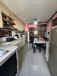 Blk 241 Jurong East Street 24 (Jurong East), HDB 3 Rooms #554440081